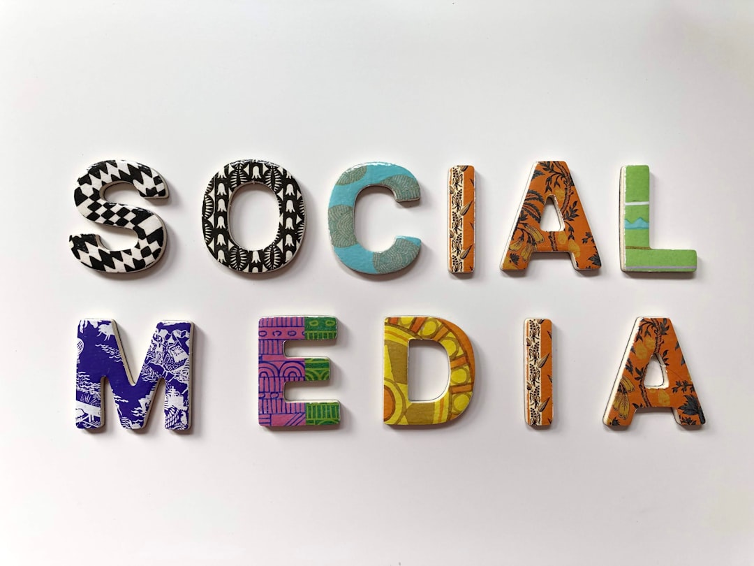 Home Assorted Color Social Media Signage Cnbrsqj8mhq